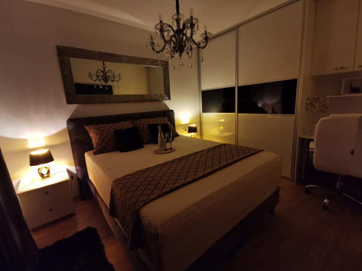 Lauris Luxury Apartment ซาดาร์ ภายนอก รูปภาพ