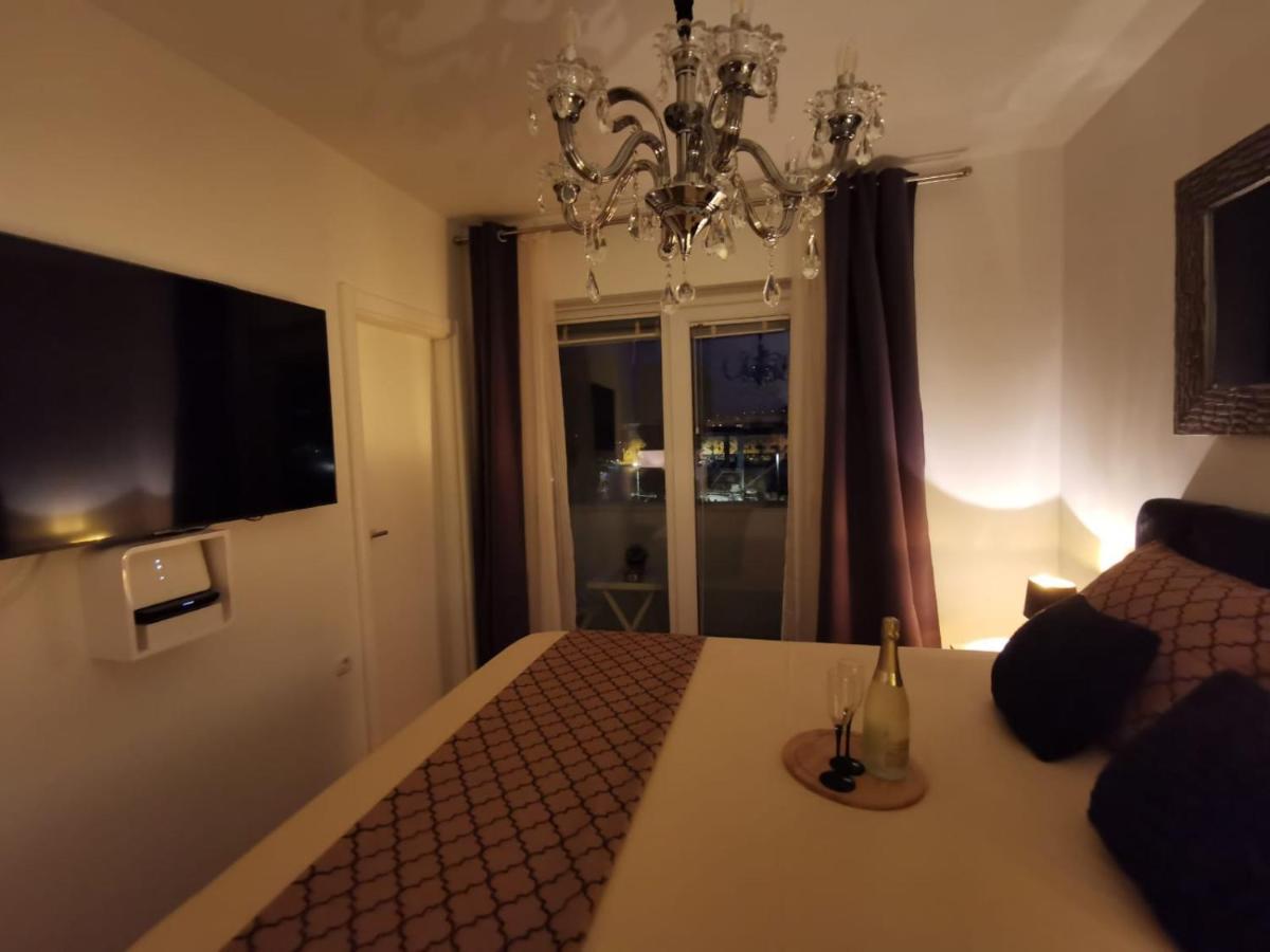 Lauris Luxury Apartment ซาดาร์ ภายนอก รูปภาพ