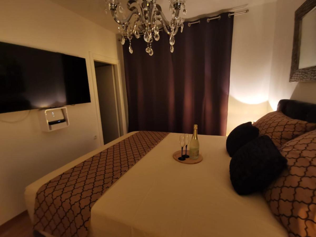 Lauris Luxury Apartment ซาดาร์ ภายนอก รูปภาพ