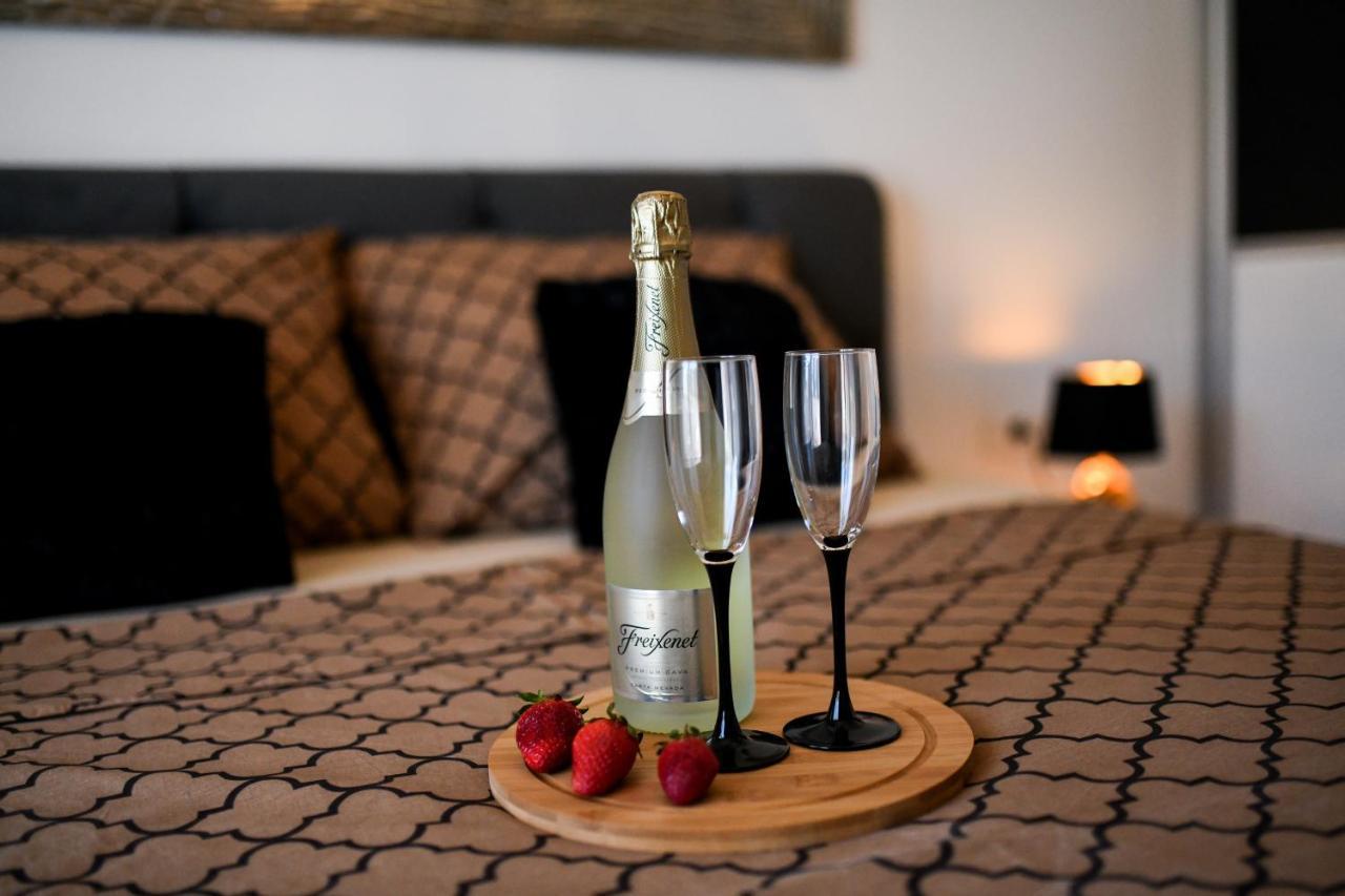 Lauris Luxury Apartment ซาดาร์ ภายนอก รูปภาพ