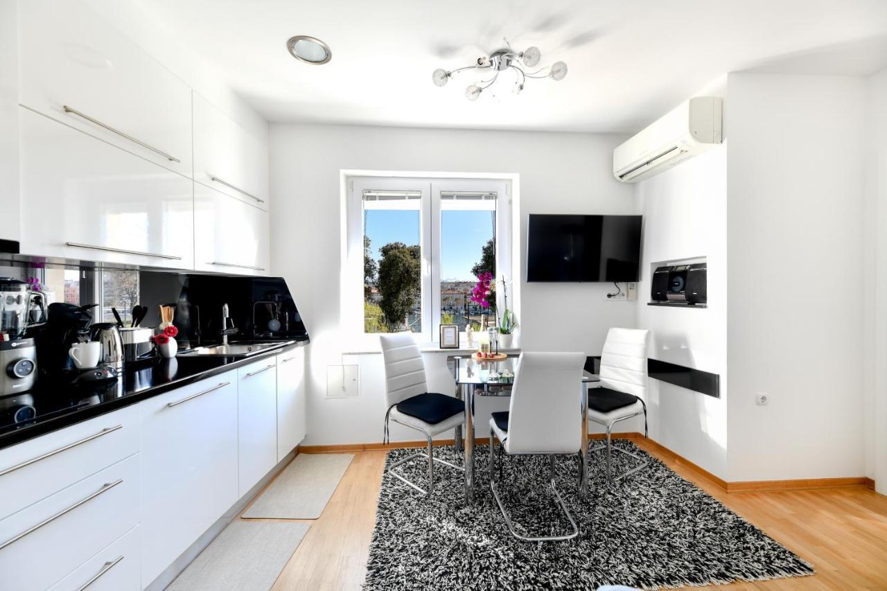 Lauris Luxury Apartment ซาดาร์ ภายนอก รูปภาพ